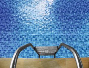China PRIMERA Swimming Pool Mosaic Tiles 306×306mm blue Glazed Mesh Mounted 24kg/box wholesale
