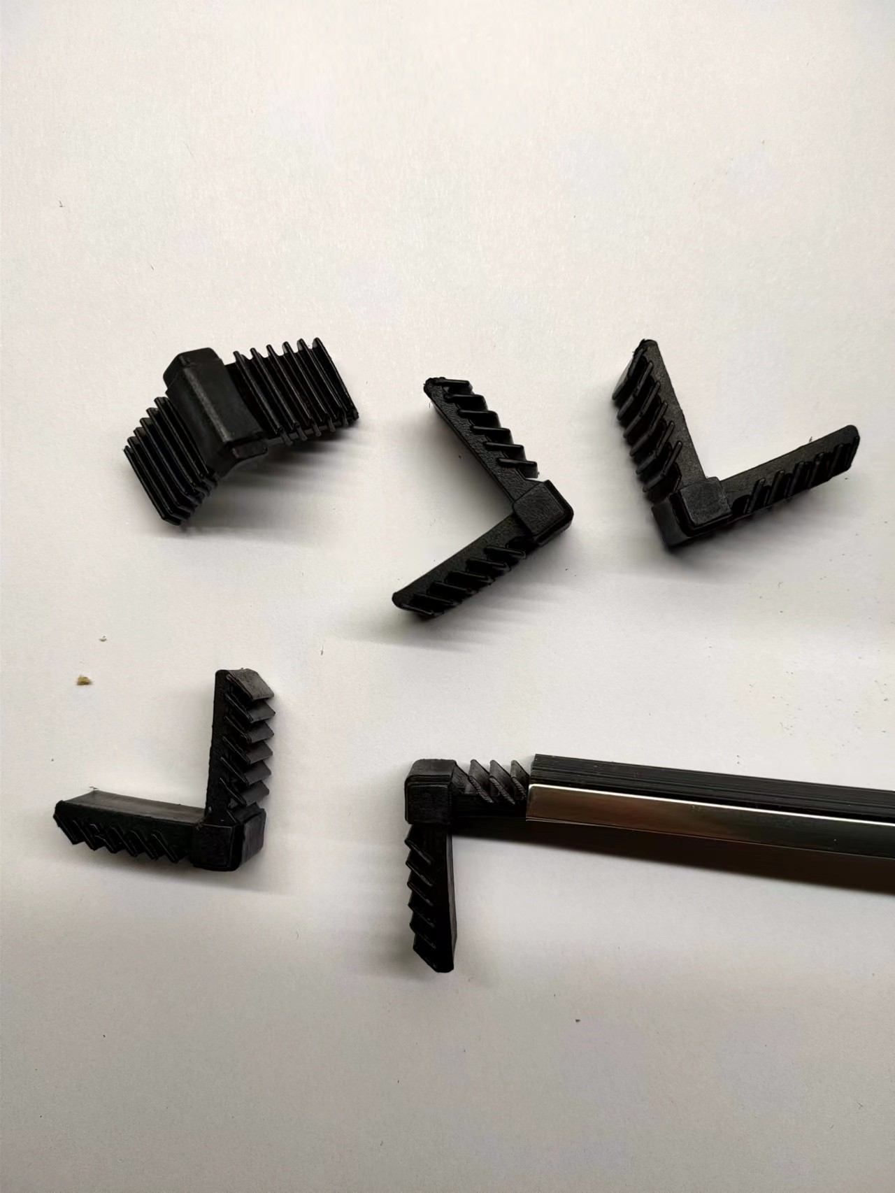 Compound Plastic Corner Connector Warm Edge Spacer Bars 6A