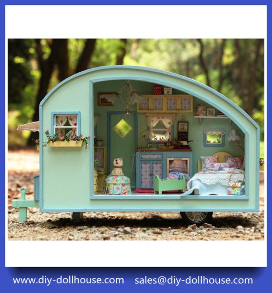 Diy wooden dollhouse mini glass dollhouse miniature room box model building