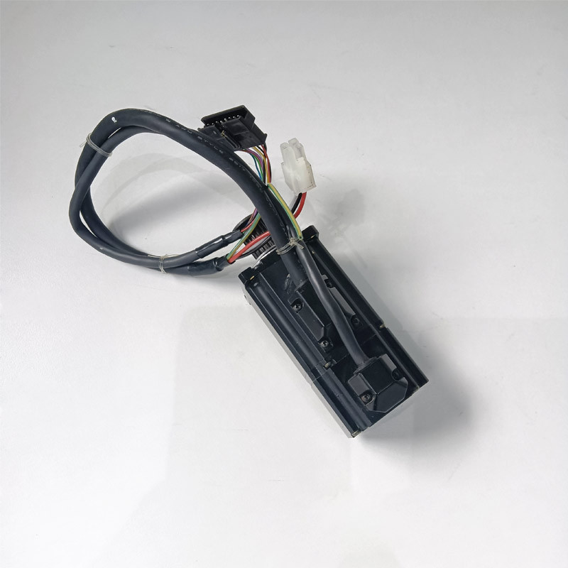 Sanyo Denki 90K63-001305 AC Servo Motor R Q2AA04006DXS2C For Smt