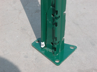 Easy Install Garden Fence Posts Metal Plastic Fence Post Caps Various Styles / Colors