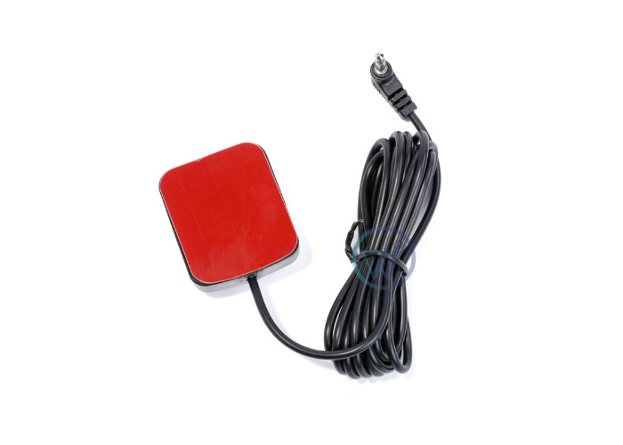 The High-precision RTK Receiver Module G-mouse Is Used for Real-time Centimeter-level Precision Positioning of Vehicles