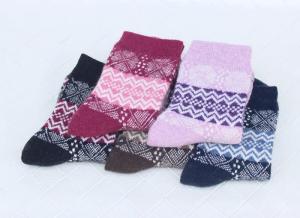 China Customized christmas patterned design cosy cotton high warmth winter socks for women wholesale