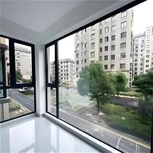 China Energy-Efficient Level 9 Wind-Resistant Aluminum Alloy Casement Windows For Residential &amp; Commercial wholesale