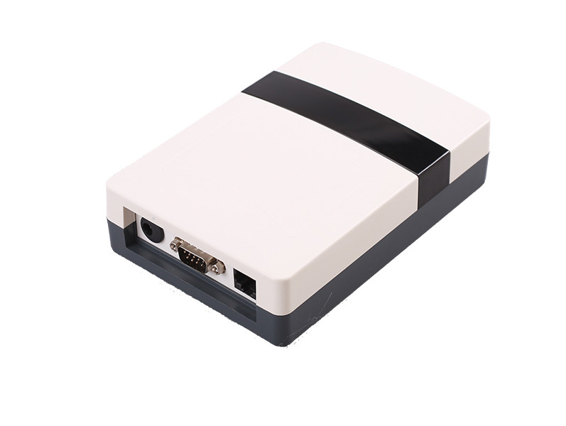 Low Power Dissipation UHF RFID Desktop Reader