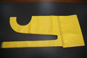 China Yellow PE Disposable Apron Flat Packed CE certificate Contact with Food wholesale