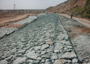 China Twisted Wire Gabion Mattress Erosion Control Hexagonal / Square Hole Shape wholesale