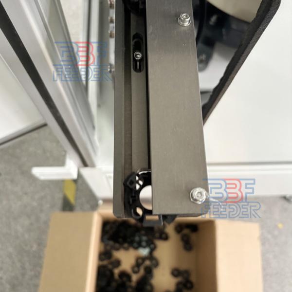 Customized Vibratory Bowl Feeder Big Size Vibratory Feeding Systems With Dust Cover