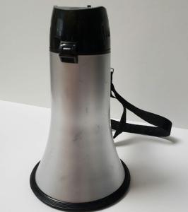 China 120dB Lithium Battery Powered Megaphone Voice Changer Record Voice 70Hz To 20KHz wholesale