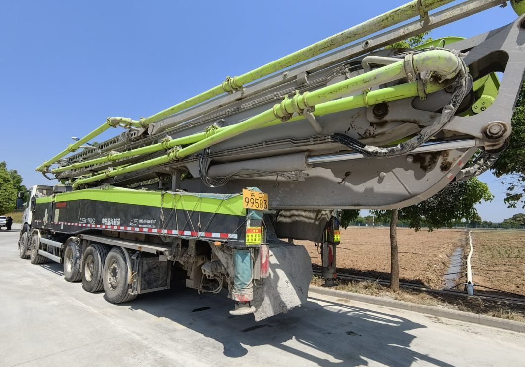 Good Condition Zoomlion Mass Footings High Rise Buildings Large Volumes Concrete Pumper Super Long Boom Concrete Pump 67m Beton Pump