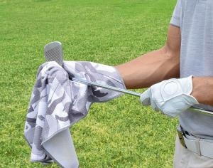 China Easy To Clean Microfiber Soft Golf Towel Lightweight wholesale