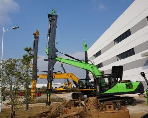 China High Performance 0.6m3 Silver Clamshell Telescopic Arm 4.6t For ≥23ton Excavator wholesale