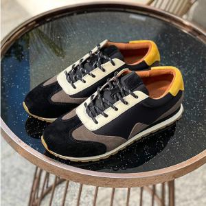 China Durable Athletic Sports Shoes Non Slip Soft Leather Tennis Shoes Black on sale