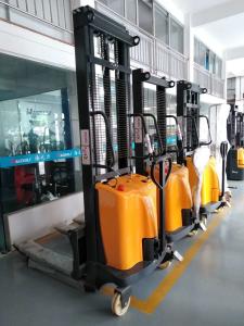 China 1.5 Ton Semi Electric Stacker 3000mm Lifting Height Reliable Performance wholesale