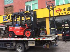 China 3 Stage Manual Forklift Truck , 4 Wheel Forklift Heavy Duty Driving Axle wholesale