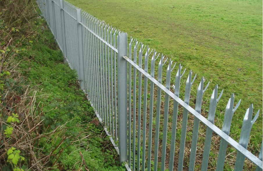 Garden Steel Palisade Fencing Hot Dipped Galvanized With Post