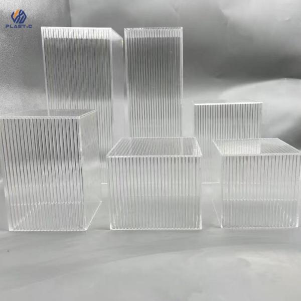 Custom Acrylic Display Box with Metal Lock and Key