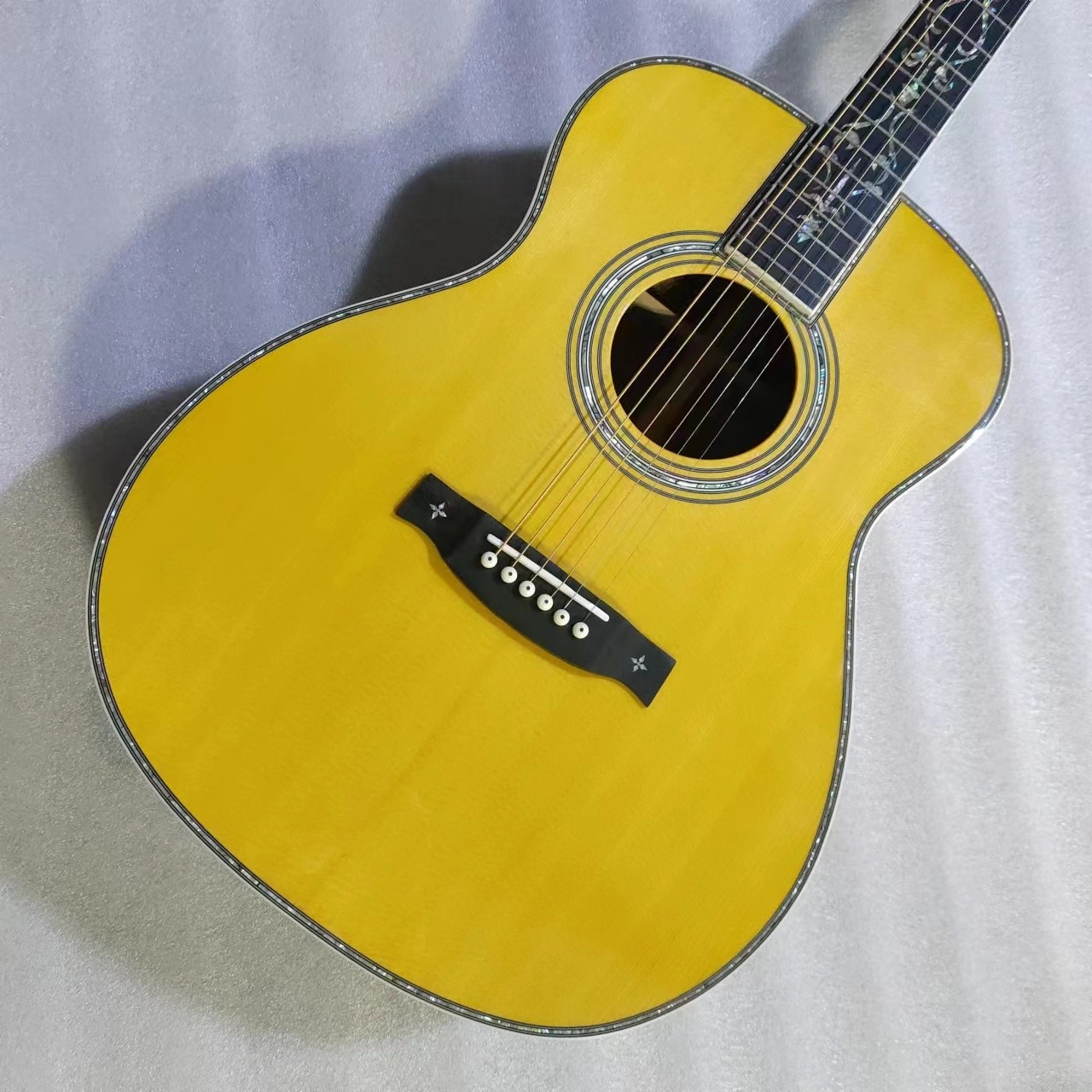 Custom Martin style OM body solid santo back side acoustic guitar 40 inch