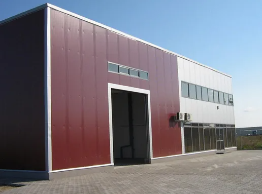 Customizable Size Lightweight Sliding Door and Corrosion Resistant Roller Shutter Steel Structure