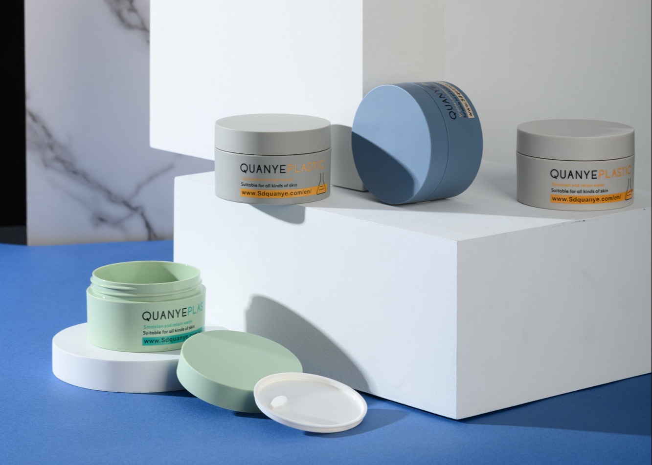 Thick Wall Plastic Cosmetic Jars Matt With Disc Spoon 100ml Face Cream Packaging