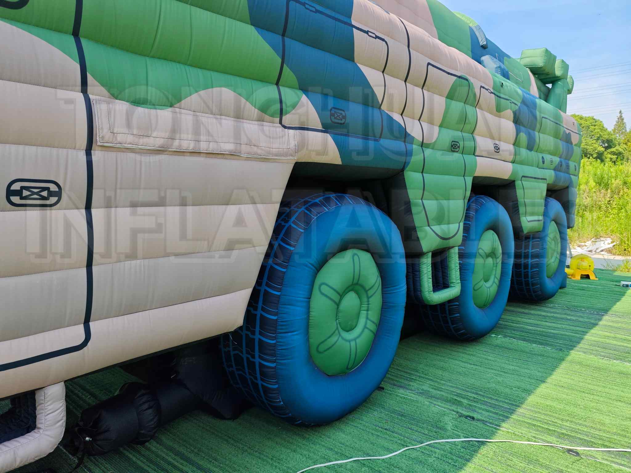 Custom Inflatable Launcher Vehicle Replica with Long Canister Body Multi Axle Chassis and Camouflage Printing for Training Displays and Outdoor