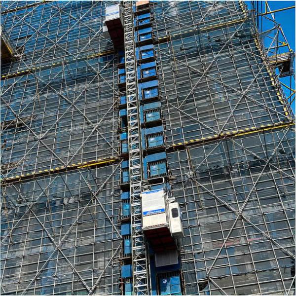 Used Construction Elevator Double Cage Passengers Material Construction Lift Hoist