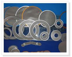 China Material: Stainless steel mesh, wire cloth, brass wire cloth, galvanized square wire mesh, black wire cloth, etc.  Disc. on sale