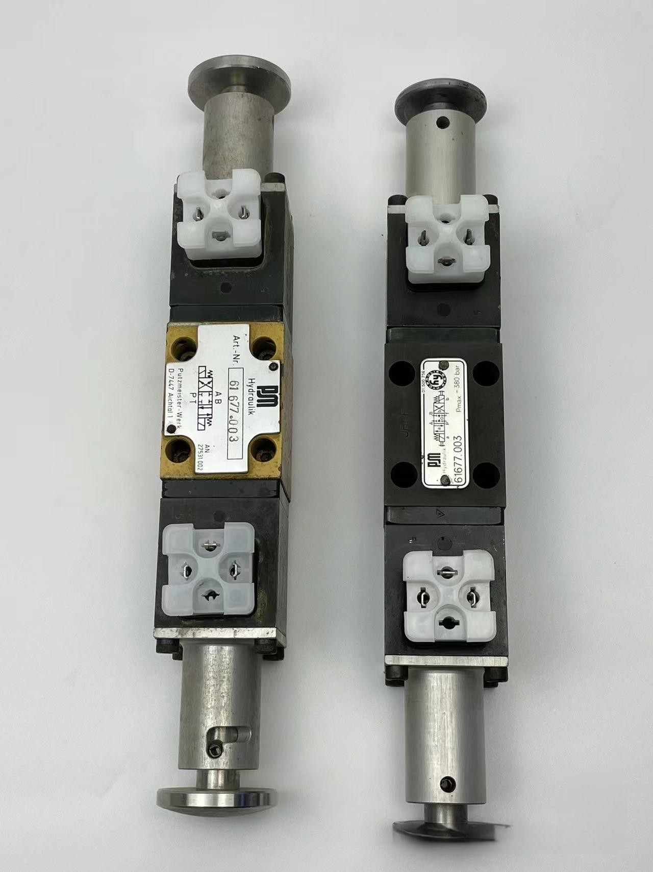 61677003 Putzmeister Concrete Pump Spare Parts Solenoid Directional Valve 24V Solenoid Valve
