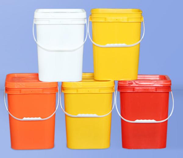 Printing Options for Square Plastic Bucket IML Thermal Transfer and Screen