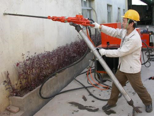 7 11 12 Degree Rock Tools Tapered Drill Rod For Mining High Efficient
