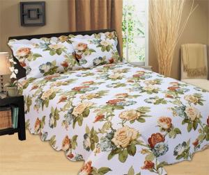 China Microfiber Printed Queen Size Bed Quilts , Optional Colors Bed Cover Sets wholesale