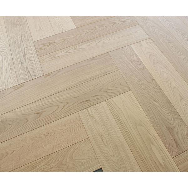Brushed Matt White Engineered Oak Herringbone Flooring 700x150x11MM