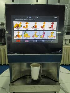 China CUI/OUI Table Top Instant Coffee Vending Machine With Cup Dispenser on sale