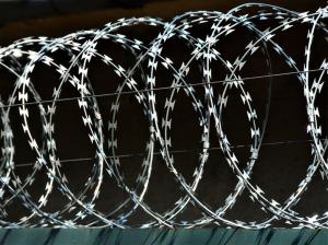 China Stainless Steel Anti-Rust High Security Razor Blade Use Concertina Razor Wire wholesale