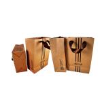 Flat Handle Kraft Paper Bag Printing 4C+0 Cover color Gold hot foil stamping