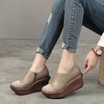 S169 2019 autumn and winter new fashion pointed toe oil wax leather short boots