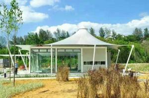 China Luxury Resort Vacation Resort Canopy Large Camp Tent Hotel With Lining / Floor wholesale