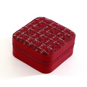 China SMALL FRAGRANCE SERIES SIMPLE STORAGE TRAVEL PORTABLE JEWELRY STORAGE BOX EARRINGS RING RING SMALL JEWELRY BOX wholesale