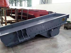 China Gravel Ore Vibrating Feeder Machine For 200-250TPH Stone Crushing Plant wholesale