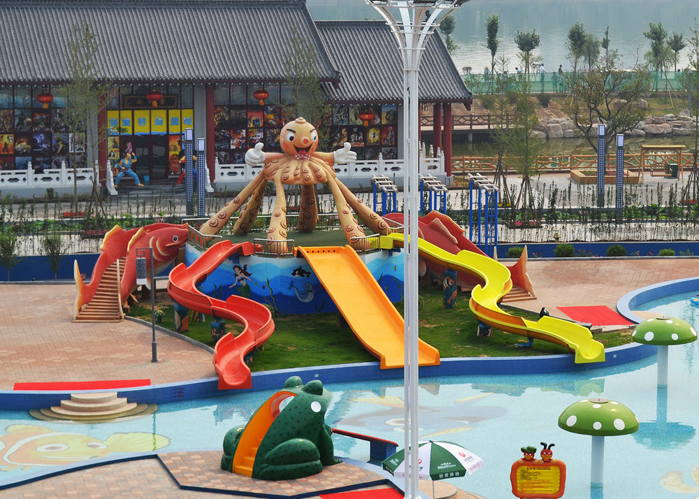 Attractive Kids' Water Slides , Aqua Play Equipment Fiberglass Pool Slide