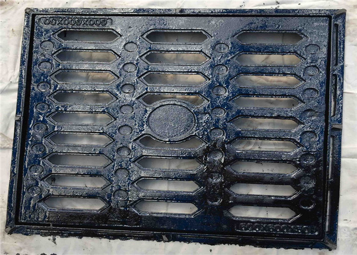 Square Type Cast Iron Trench Drain Grates Metal Door Grate Anti Frozen