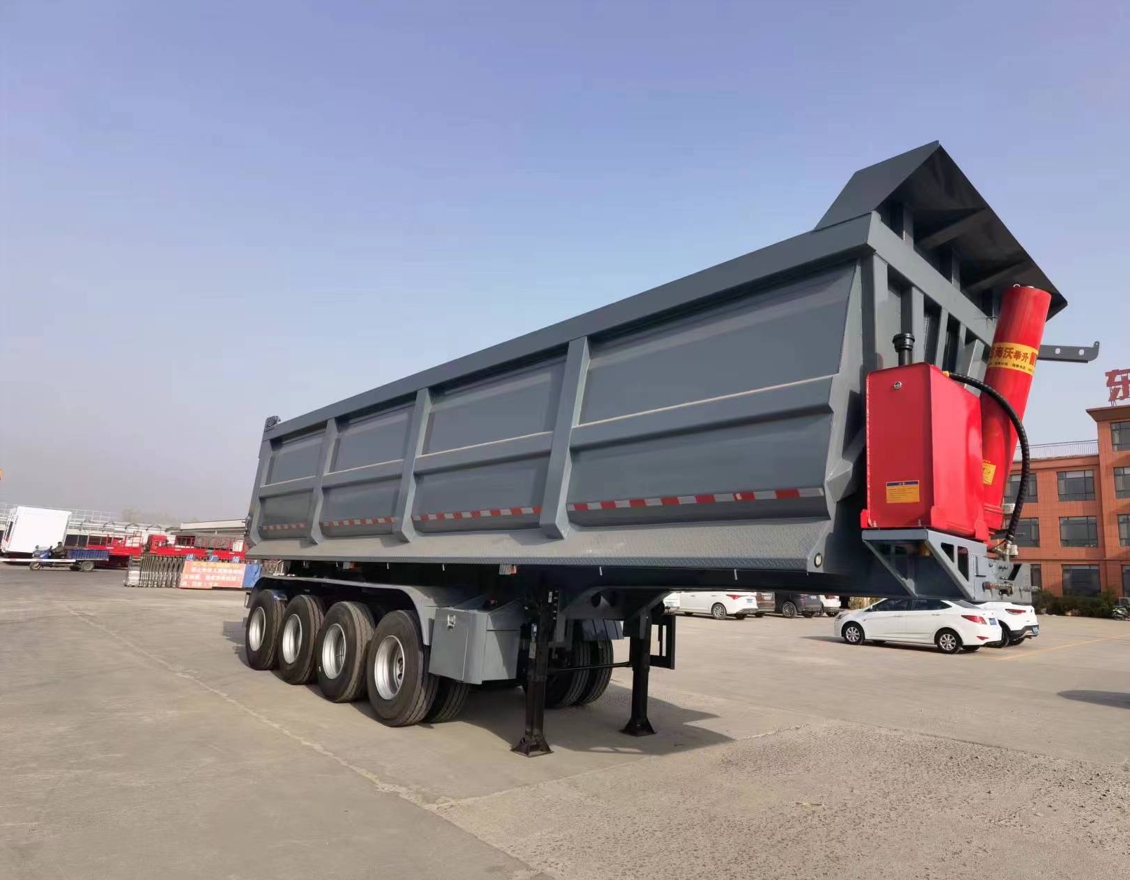 CIMC steel with mechanical or air suspension Maximum load capacity 80T transport and tipping sand stone grain rear dump trailer