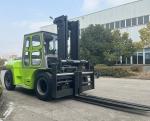 Duplex Mast 10 Ton Diesel Engine Forklift With Glass Lifting Skewer