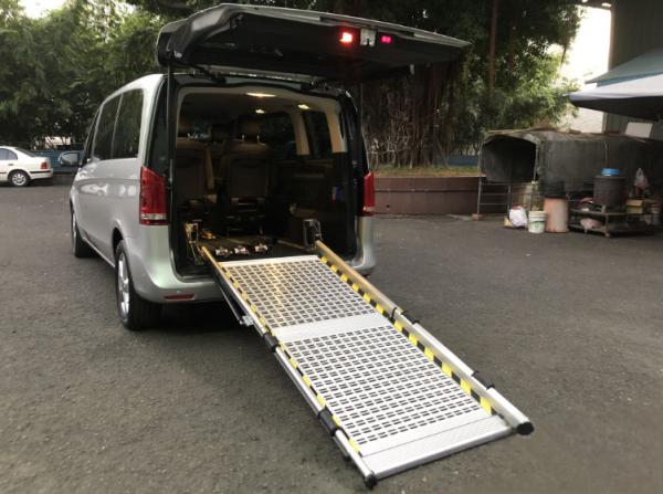 Premium Wheelchair Entry Ramp for MPVs & Universal Vans – Engineered for Comfort