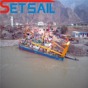 China 18 Inch Cutter Suction Dredger Vessel with Hydraulic Pump Output Distance of 1500m wholesale