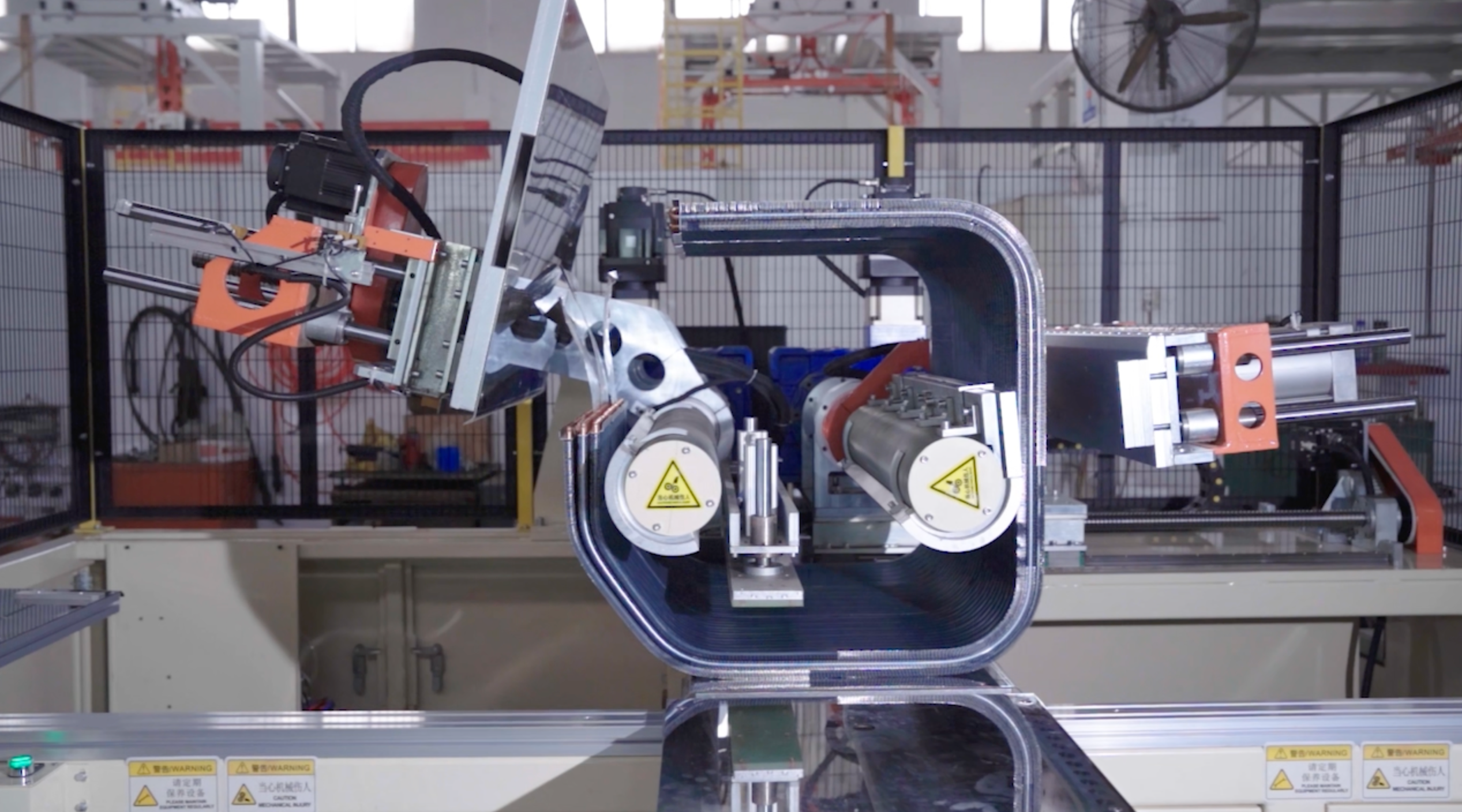 Condenser inline bending machine