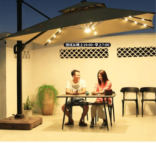 Outdoor Patio Umbrellas Garden Courtyard Parasol With LED Light And Customized