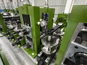 China Q235 C Purlin Machine Astm A36 Q550 Hot Cold Rolled Steel Strip C Profile Forming Machine wholesale