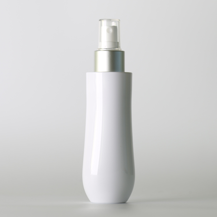 spray plastic bottle.jpg