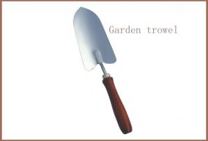 China wood handle gardening tool with best garden trowels wholesale